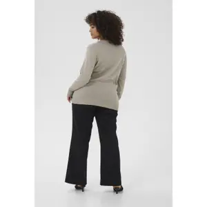 Women's V-neck sweater KAFFE Curve Clizzy image-4