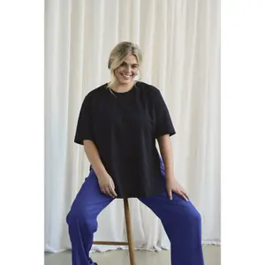Women's T-shirt KAFFE Curve Jenna image-6
