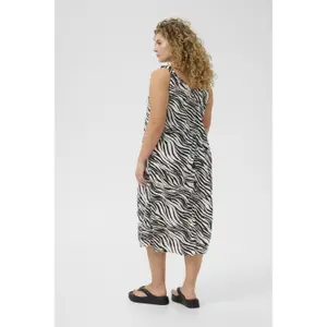 Women's printed dress KAFFE Curve KCCaisy Ami image-3