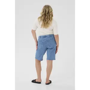 Women's Bermuda shorts KAFFE Curve Reeca image-5