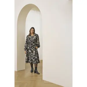 Long sleeve shirt dress for women KAFFE Curve Olla image-3
