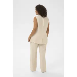 Sleeveless jacket for women KAFFE Curve KCAnetti image-4
