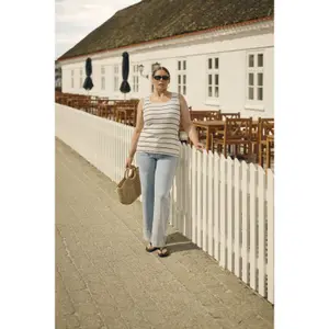 Women's Wide Leg Jeans KAFFE Curve KCMalia image-5