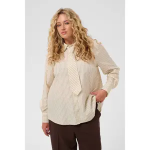 Women's long sleeve shirt KAFFE Curve Kcliama image-3