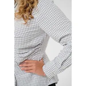 Women's long sleeve shirt KAFFE Curve Kcirina image-6