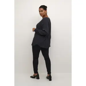 Blusa de manga comprida feminina KAFFE Curve Ami image-4