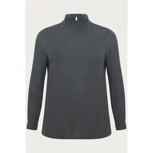 Blusa feminina KAFFE Curve Trudi image-0