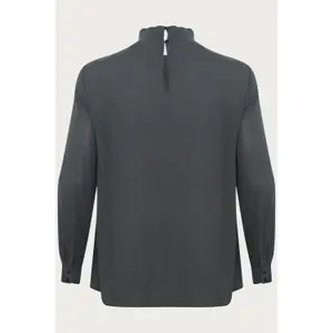 Blusa feminina KAFFE Curve Trudi image-3