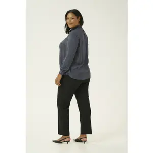 Blusa feminina KAFFE Curve Trudi image-4