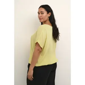 Blusa feminina KAFFE Curve Ami Stanley image-5