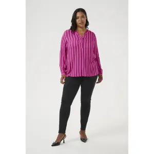 Blusa feminina KAFFE Curve Sida image-4
