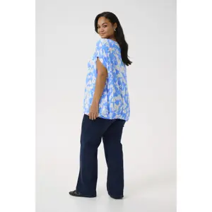 Blusa feminina KAFFE Curve Lokana image-5