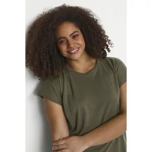 T-Shirt KAFFE Curve Lina image-5