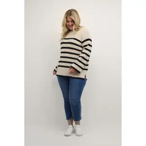 Damski sweter z dzianiny KAFFE Curve Milla image-4