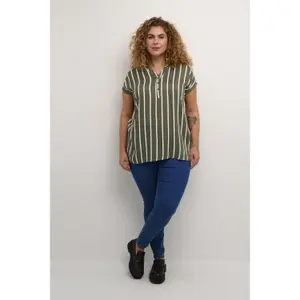 Blusa de mujer KAFFE Curve Sida Wing Sl image-1