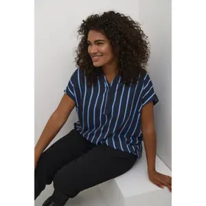 Blusa feminina KAFFE Curve Sida Wing Sl image-3