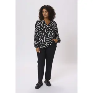 Blusa de manga comprida feminina KAFFE Curve Mirta Tilly image-3