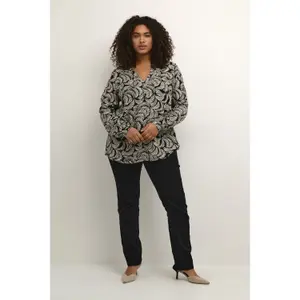 Blusa de manga comprida feminina KAFFE Curve Mirta Tilly image-2