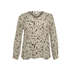 Bluza damska z dekoltem w serek KAFFE Curve Marina Ami image-0