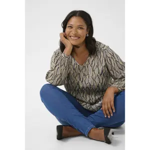 Langarm-Bluse Damen KAFFE Curve Ami image-5