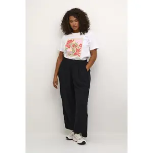 T-Shirt KAFFE Curve Elina image-1