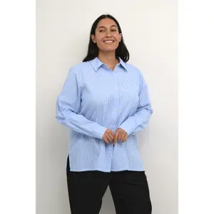 Woman's shirt KAFFE Curve Debra image-1
