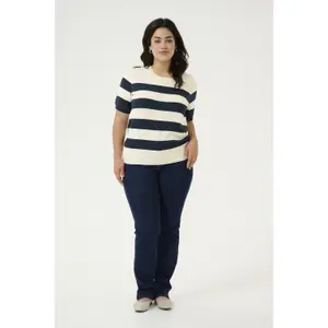 Damen-Pullover mit breiten Streifen KAFFE Curve Malia image-1