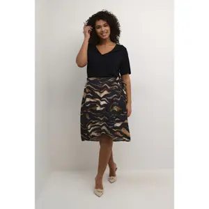 Women's skirt KAFFE Curve Lana image-1