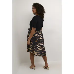 Women's skirt KAFFE Curve Lana image-5