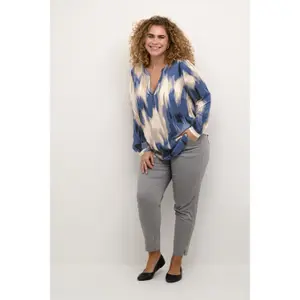 Blusa feminina KAFFE Curve Bella image-0