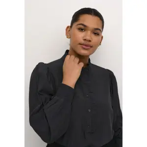 Blusa feminina KAFFE Curve Dorina image-5