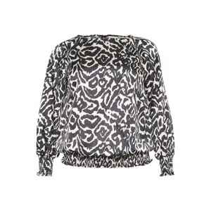 10582768-106728-damenbluse-kaffe-curve-mathilda-black-off-white-print