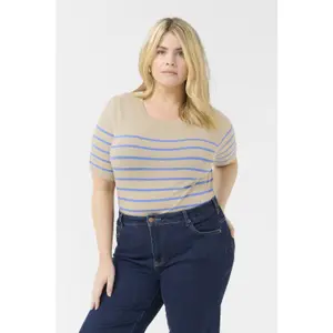 Camiseta de rayas para mujer KAFFE Curve Lizzy image-4