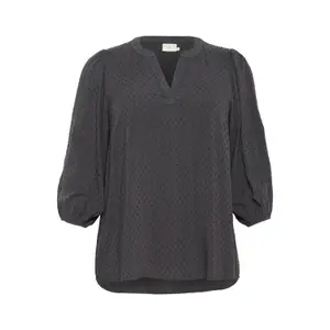 Blusa feminina KAFFE Curve Anya image-0
