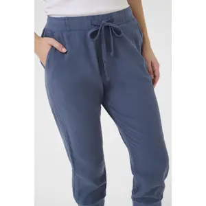 Damen Jogginghose KAFFE Naya Capri image-4