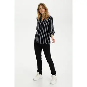 Blusa da donna KAFFE Stridy image-2