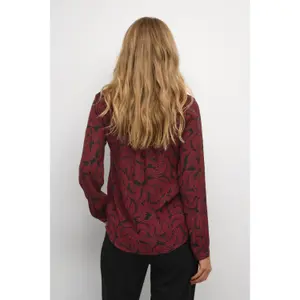 Camicetta donna con scollo a V KAFFE Mari Amber image-4