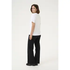 Damska koszulka z dekoltem w szpic KAFFE Frida image-4