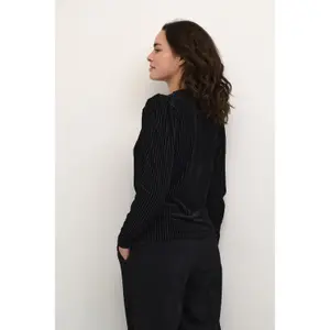 T-shirt de manga comprida feminina KAFFE Caca image-4