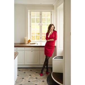 Tætsiddende kjole med V-hals og lange ærmer til kvinder KAFFE India 3/4 image-4