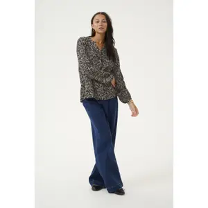 Blusa feminina KAFFE Mathilde image-1