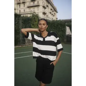 Damska koszulka polo KAFFE Lizza image-3