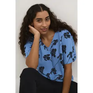 Blusa feminina KAFFE Ariana image-5