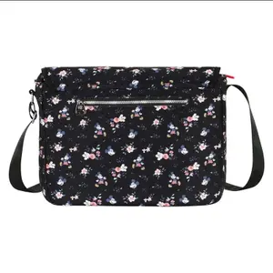 Girl's shoulder Bag Karactermania Disney Mickey Nature image-3