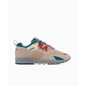 f804158-tranare-karhu-fusion-2-0-f804158-silver-lining-mineral-red-silverfargad-mineralrod