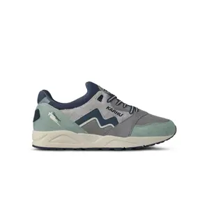 Trainers Karhu Aria 95