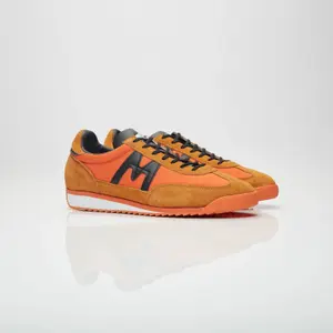 Trainers Karhu Mestari-Jaffa F805001 orange/black image-1