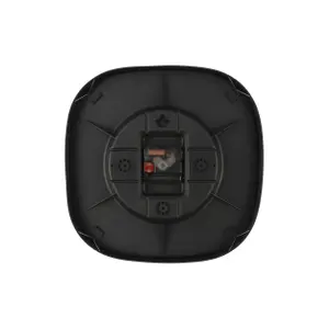 Vægur Karlsson Grato Cuadrado image-1