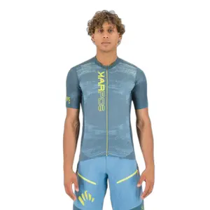 Trikot Karpos