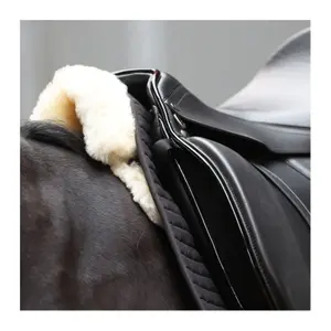 Protector de silla de montar de piel de oveja para caballos Kavalkade Pure image-3